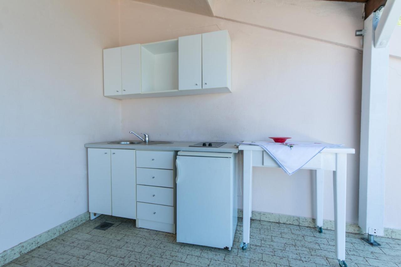 Apartments By The Sea Brela, Makarska - 16950 Extérieur photo