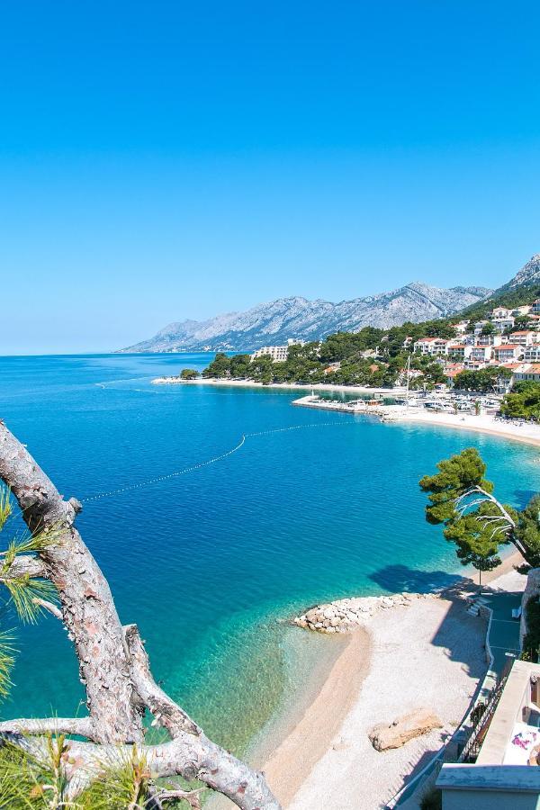Apartments By The Sea Brela, Makarska - 16950 Extérieur photo