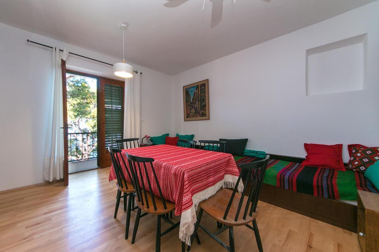 Apartments By The Sea Brela, Makarska - 16950 Extérieur photo